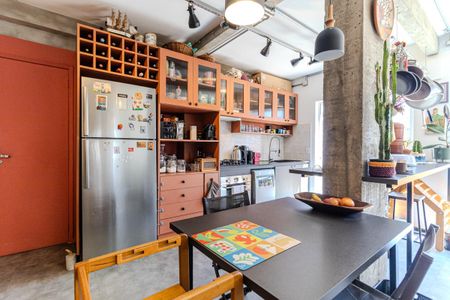 Apartamento à venda com 107m², 2 quartos e sem vagaCozinha