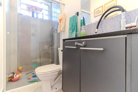 Apartamento à venda com 107m², 2 quartos e sem vagaBanheiro Social