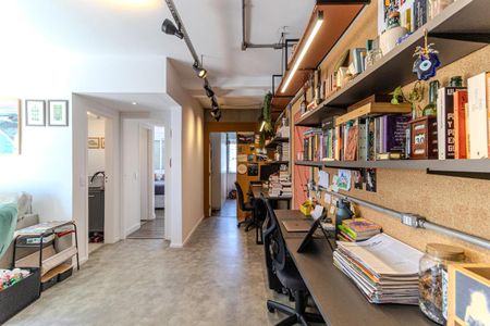 Apartamento à venda com 107m², 2 quartos e sem vagaSala