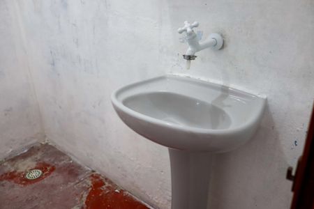 Casa para alugar com 100m², 2 quartos e sem vagaBanheiro