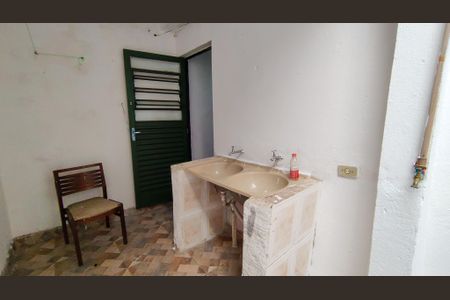 Casa para alugar com 100m², 2 quartos e sem vagaLavanderia