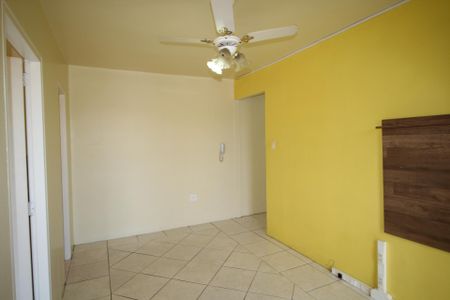 Sala de apartamento para alugar com 1 quarto, 45m² em Humaitá, Porto Alegre