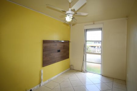 Sala de apartamento para alugar com 1 quarto, 45m² em Humaitá, Porto Alegre