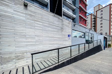 Apartamento para alugar com 45m², 2 quartos e 1 vagaFachada - Plaquinha