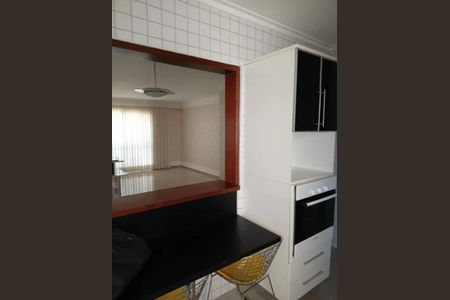 Apartamento para alugar com 128m², 3 quartos e 2 vagas Apartamento para alugar com 128m², 3 quartos e 2 vagasCozinha