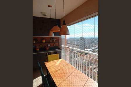 Apartamento para alugar com 128m², 3 quartos e 2 vagas Apartamento para alugar com 128m², 3 quartos e 2 vagasVaranda