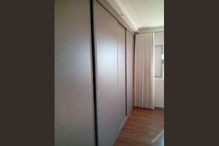 Apartamento para alugar com 128m², 3 quartos e 2 vagas Apartamento para alugar com 128m², 3 quartos e 2 vagasQuarto