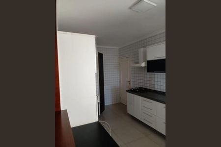 Apartamento para alugar com 128m², 3 quartos e 2 vagas Apartamento para alugar com 128m², 3 quartos e 2 vagasCozinha