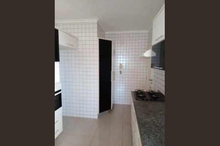 Apartamento para alugar com 128m², 3 quartos e 2 vagas Apartamento para alugar com 128m², 3 quartos e 2 vagasCozinha