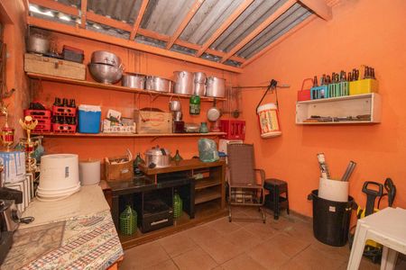 Casa à venda com 350m², 4 quartos e 2 vagasQuarto