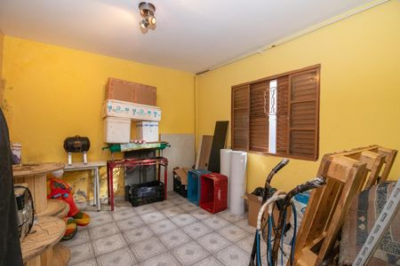 Casa à venda com 350m², 4 quartos e 2 vagasQuarto