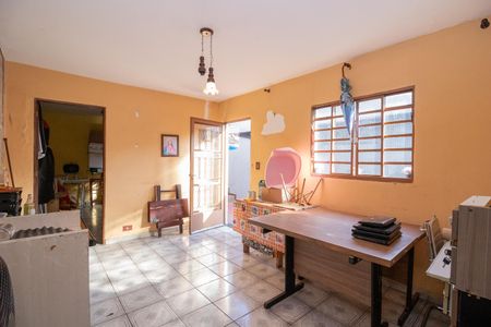 Sala de casa à venda com 4 quartos, 350m² em Vila Rio Branco, São Paulo