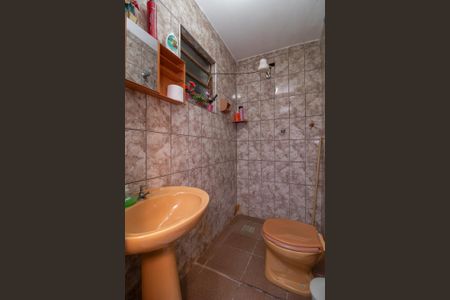 Casa à venda com 350m², 4 quartos e 2 vagasBanheiro
