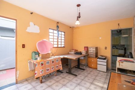 Sala de casa à venda com 4 quartos, 350m² em Vila Rio Branco, São Paulo