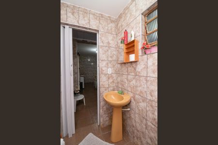 Casa à venda com 350m², 4 quartos e 2 vagasBanheiro