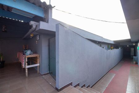 Casa à venda com 350m², 4 quartos e 2 vagasCorredor