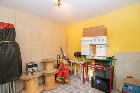 Casa à venda com 350m², 4 quartos e 2 vagasQuarto