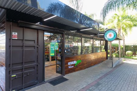 Apartamento à venda com 60m², 3 quartos e 1 vagaMINI MERCADO