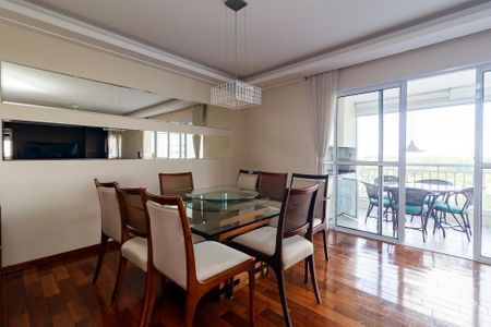 Sala de apartamento para alugar com 3 quartos, 143m² em Santo Amaro, São Paulo