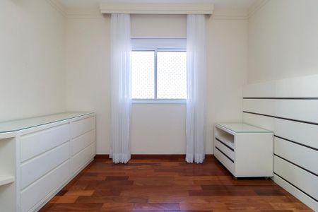 Apartamento à venda com 143m², 3 quartos e 5 vagasSuíte 1