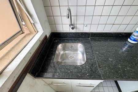 Apartamento à venda com 65m², 3 quartos e 1 vagaÁrea de Serviço