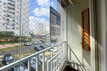 Apartamento à venda com 65m², 3 quartos e 1 vagaSacada