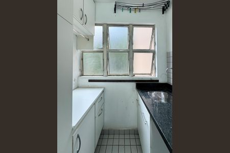 Apartamento à venda com 65m², 3 quartos e 1 vagaÁrea de Serviço