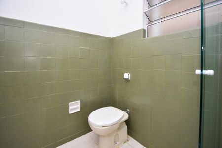 banheiro de apartamento para alugar com 1 quarto, 54m² em Cerqueira César, São Paulo