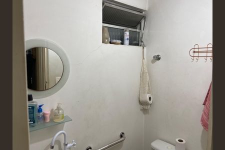 Apartamento à venda com 70m², 3 quartos e 1 vaga Apartamento à venda com 70m², 3 quartos e 1 vagaBanheiro 2
