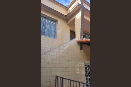 Casa à venda com 167m², 4 quartos e 1 vagaÁrea externa