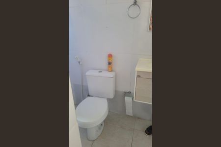 Casa à venda com 167m², 4 quartos e 1 vagaBanheiro