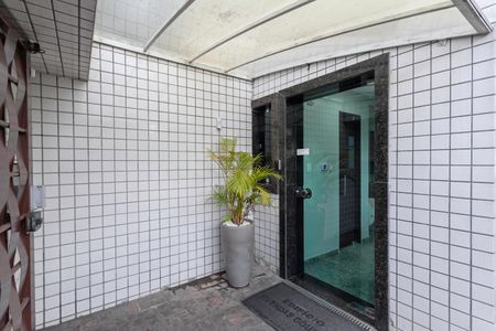 Apartamento à venda com 155m², 3 quartos e 2 vagasEntrada