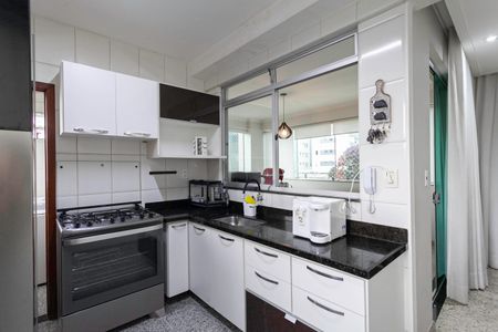 Apartamento à venda com 155m², 3 quartos e 2 vagasCozinha