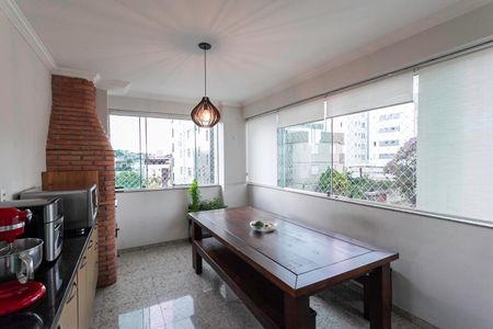 Apartamento à venda com 155m², 3 quartos e 2 vagasVaranda gourmet