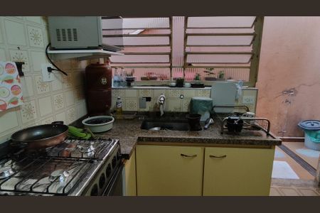 Casa para alugar com 237m², 3 quartos e 6 vagas