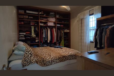 Casa para alugar com 237m², 3 quartos e 6 vagas