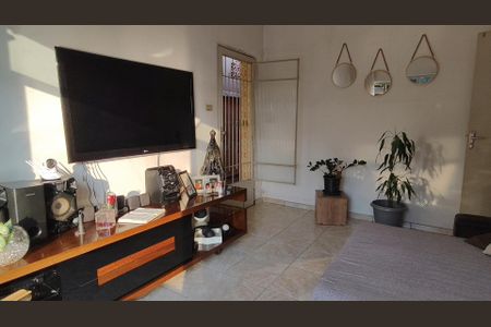 Casa para alugar com 237m², 3 quartos e 6 vagas