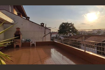 Casa para alugar com 237m², 3 quartos e 6 vagas