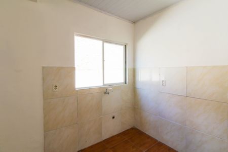 Casa para alugar com 70m², 2 quartos e 2 vagasCozinha