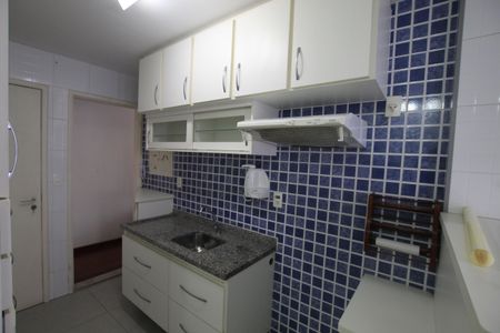 Apartamento à venda com 83m², 2 quartos e 1 vagaCozinha