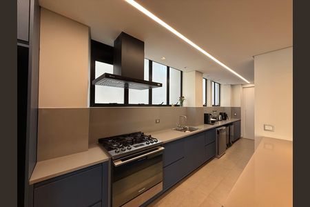 Apartamento à venda com 274m², 2 quartos e 2 vagas