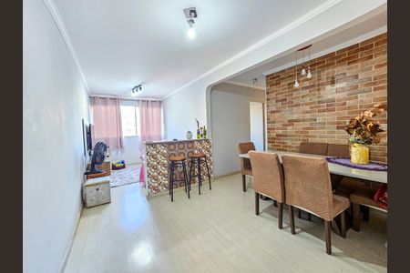 Sala  de apartamento para alugar com 3 quartos, 63m² em Jardim Neide, São Paulo