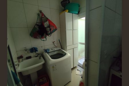 Casa à venda com 70m², 2 quartos e 2 vagasÁrea de Serviço