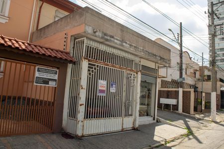 Casa à venda com 170m², 2 quartos e 1 vagaFachada