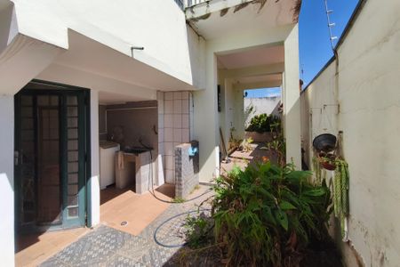 Casa para alugar com 279m², 5 quartos e 4 vagasÁrea de Serviço