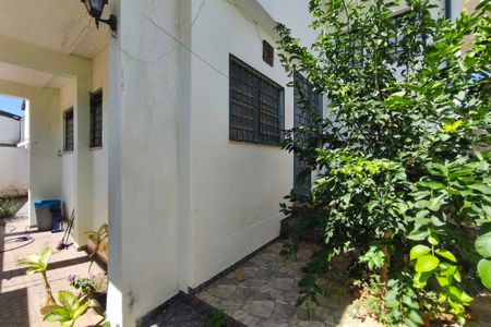 Casa para alugar com 279m², 5 quartos e 4 vagasQuintal