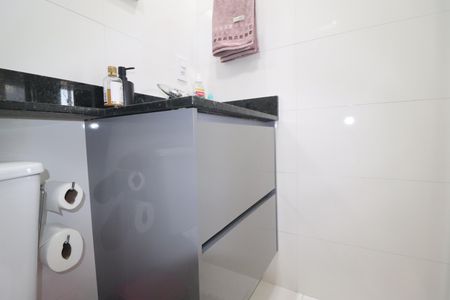 Apartamento para alugar com 57m², 2 quartos e 1 vagaBanheiro 2