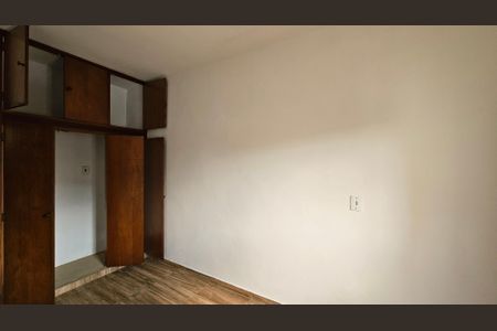 Casa para alugar com 60m², 2 quartos e sem vaga