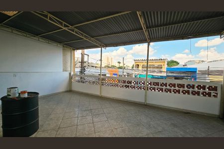 Casa para alugar com 60m², 2 quartos e sem vaga