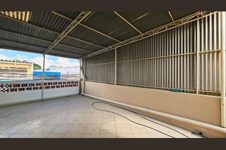 Casa para alugar com 60m², 2 quartos e sem vaga